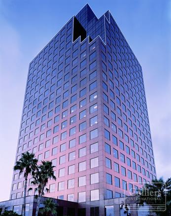 A downtown building in Ft Lauderdale where Senior Justice Law Firm is located.
